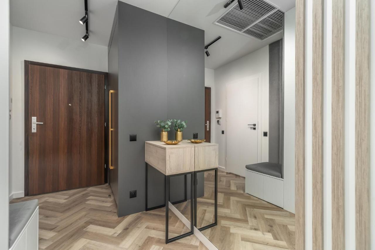 Comfy Apartments 4-5Th Floor Hanza Tower - Sauna & Pool Szczecin Eksteriør bilde